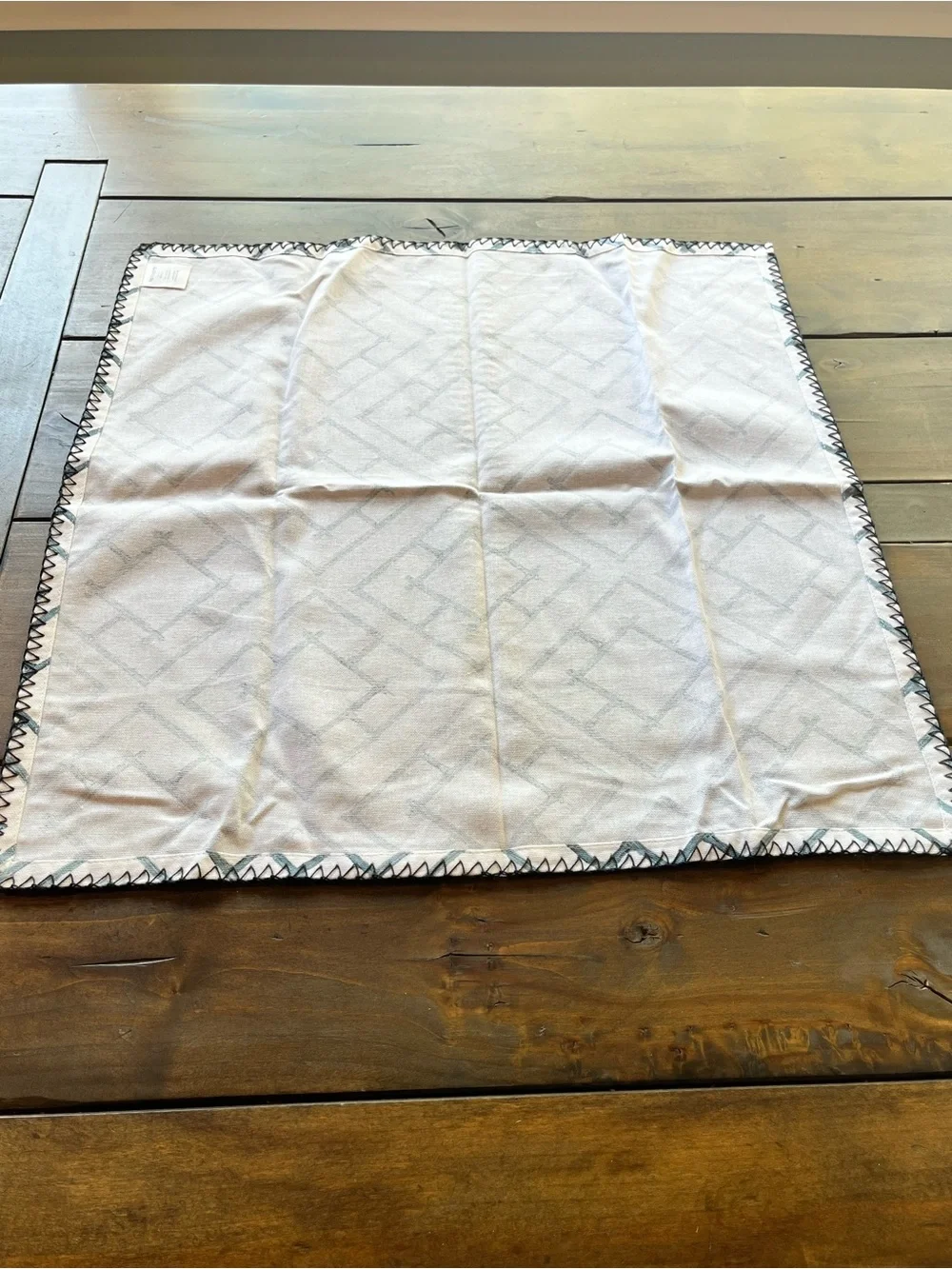 Pier 1 Geometric Pattern Cotton Napkins (4)White & Blue w/Black Stitch Trim NWT